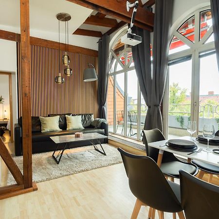 Staywell - Lichtdurchflutetes Apartment Mit Terasse Berlin Bagian luar foto